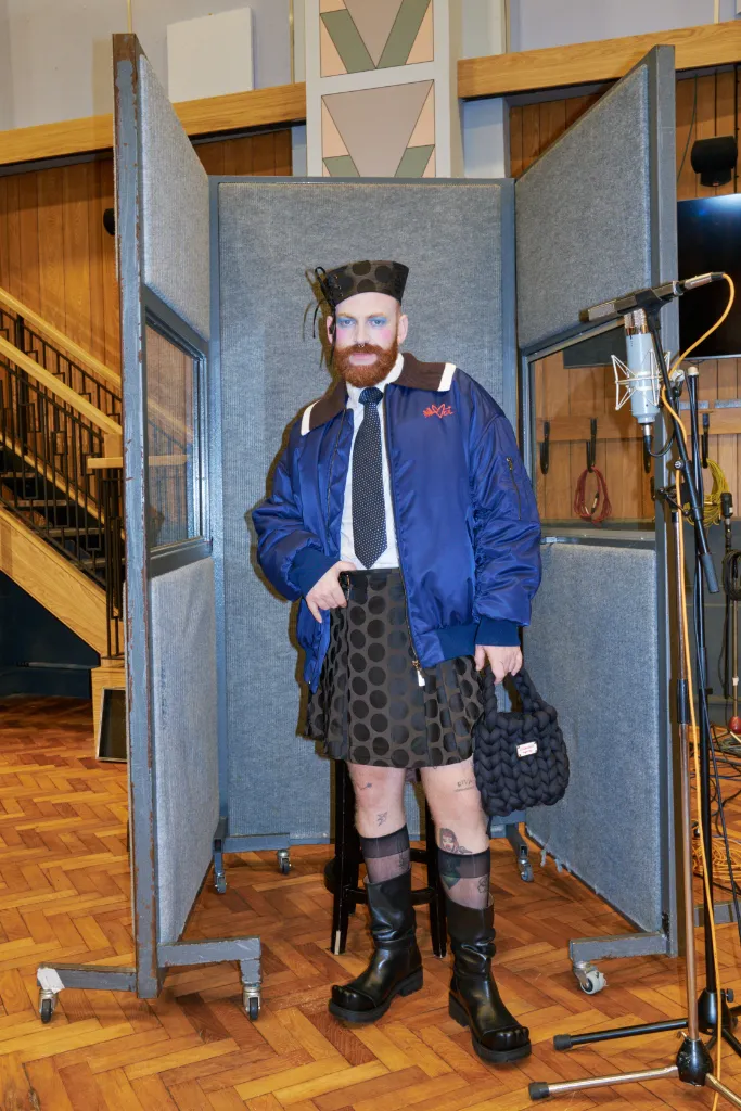 Charles Jeffrey Loverboy 26SS M2